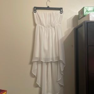 Ladies strapless too